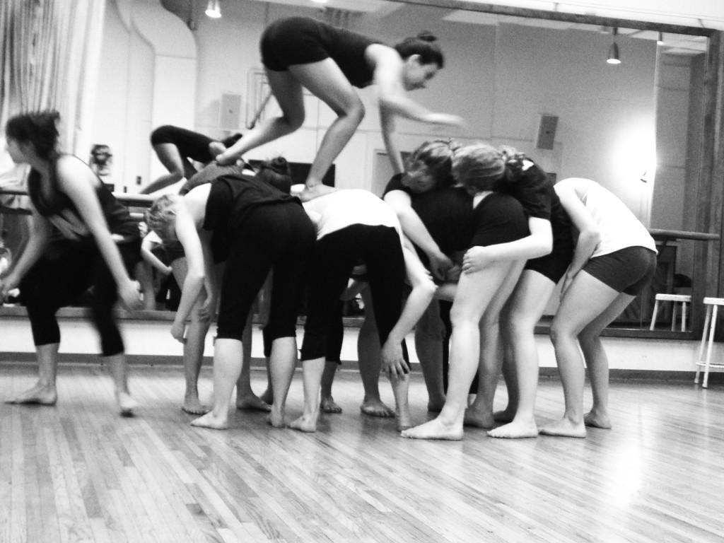 Macalesters+student+collaborators+rehearsing.+Photo+by+Sophie+Nikitas.