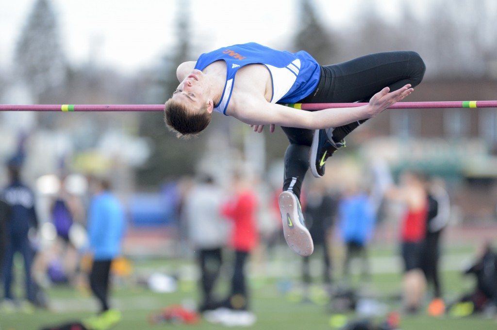 Logan Hovie ’16 jumps at the Twilight Meet last April at Macalester. Hovie qualified for the Division III National Track and Field Championship, where he finished 19th in the high jump. Photos courtesy of Christopher Mitchell.