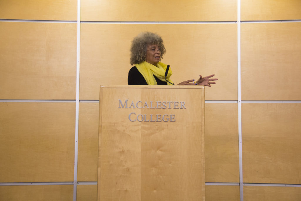 Angela Davis speaks in Kagin Commons. Photo by Josh Koh 18.