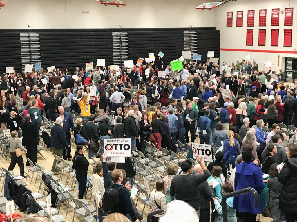 Subcaucuses vye for delegates on the floor of the DFL Senate District 64 Convention. Photo by Hannah Catlin ’21.