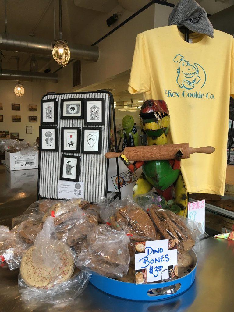 Assortment of dinosaur-themed cookies. Photo by Anna Hestad '19.