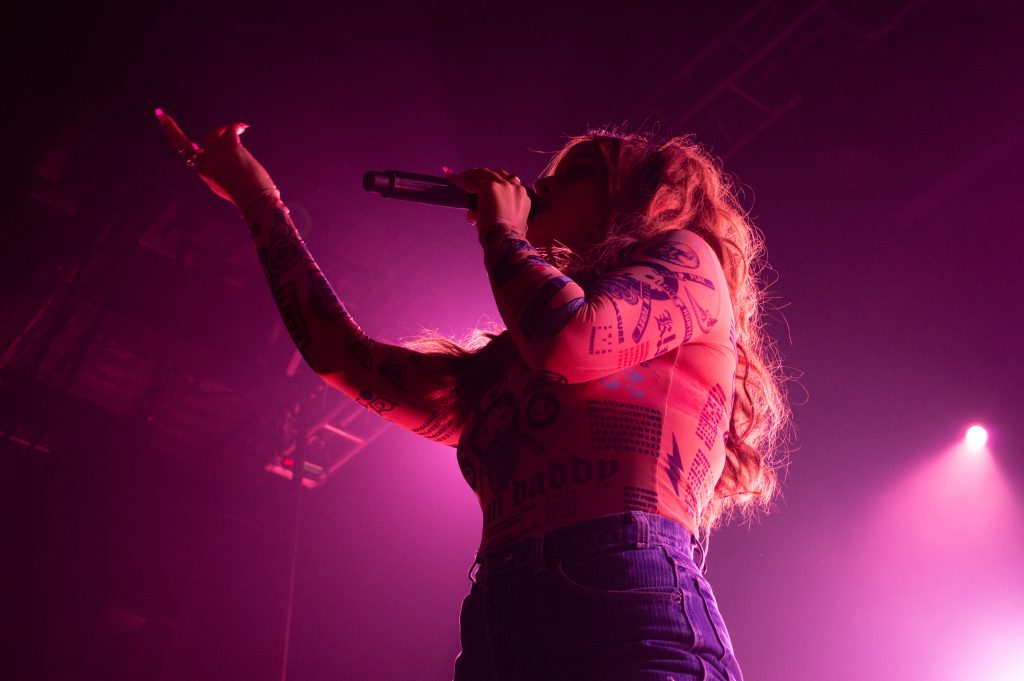 Alina Baraz performs at First Avenue in Minneapolis. Photo by Betsy Barthelemy ’21