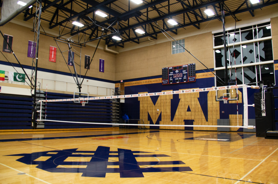 The+volleyball+net+in+the+Alumni+Gymnasium.+Photo+by+Celia+Johnson+%E2%80%9922.