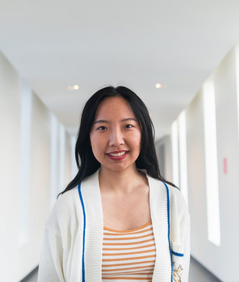 Portrait of Jennifer Yang ’22, a Macalester student from Wuhan, China. Photo by Long Nguyen ’21.