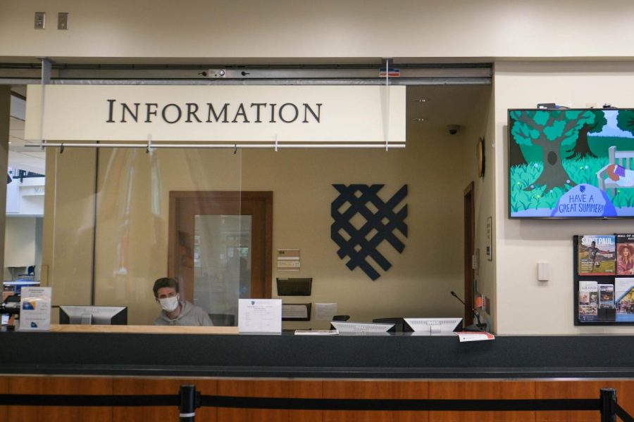 The info desk at the Campus Center. Photo by Malcolm Cooke 21.