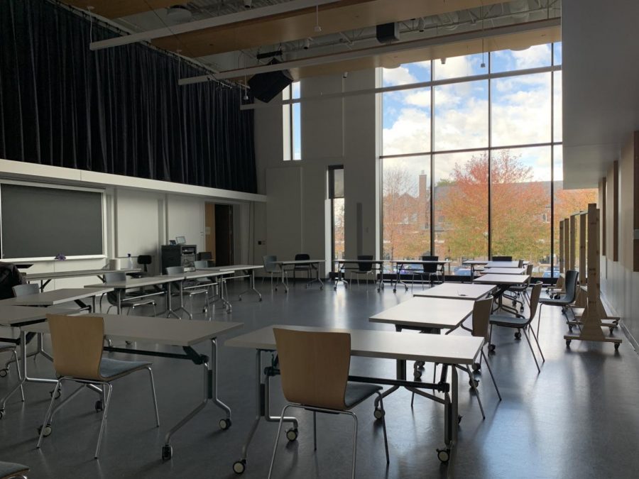 Socially-distanced classroom. Photo by Betsy Barthelemy ’21
