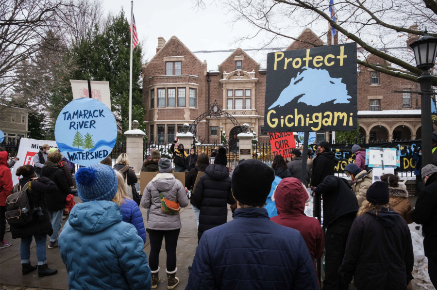 Hundreds gather outside the Minnesota governor's residence to protest the Minnesota Pollution Control Agency's approval of water crossing permits for the Line 3 project. Photo by Kori Suzuki ’21.