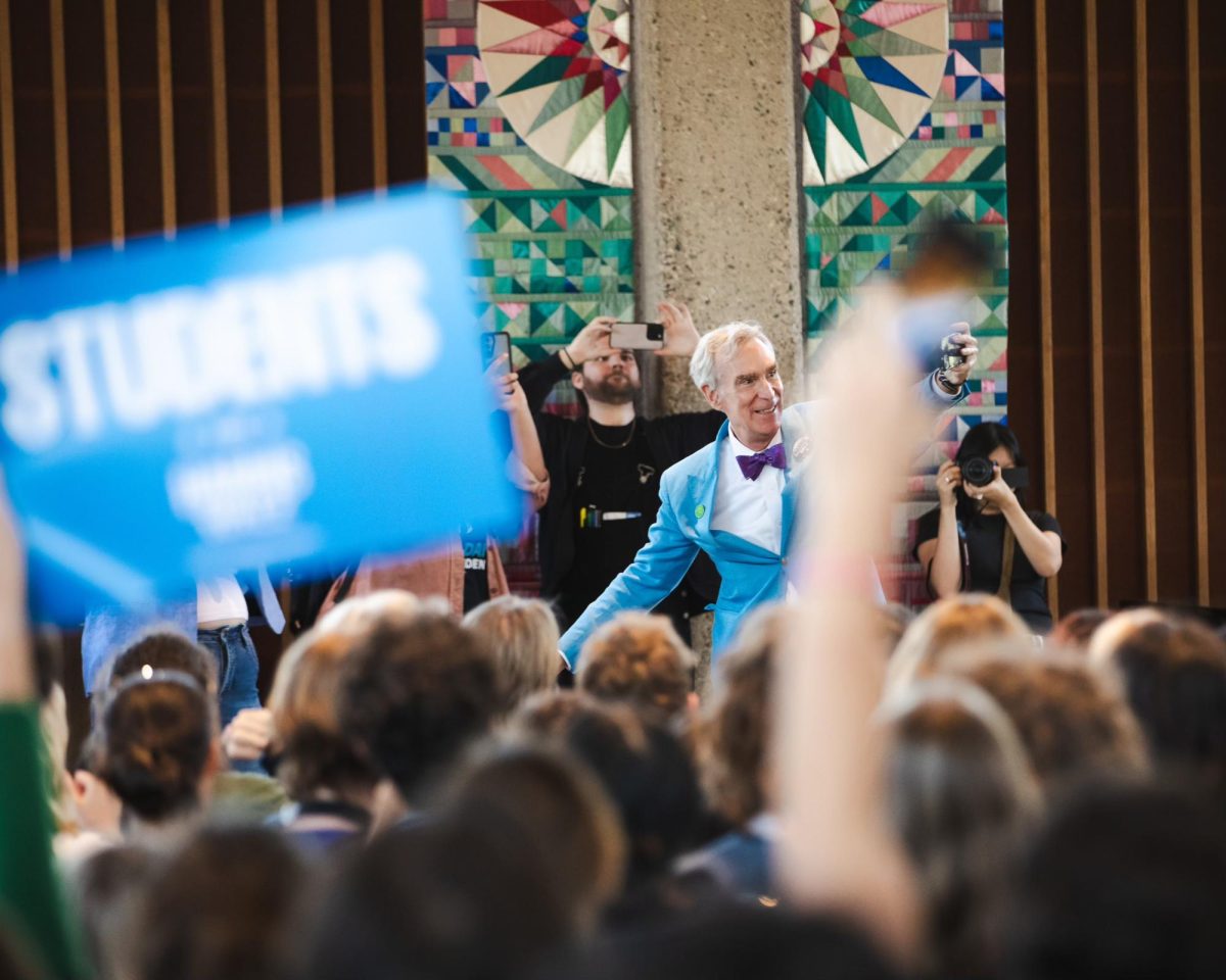 Bill Nye makes his grand entrance. Photo courtesy of Mac Dems.